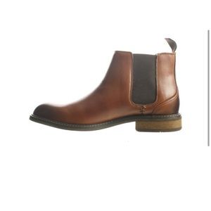 Brown Vionic Chelsea boots
